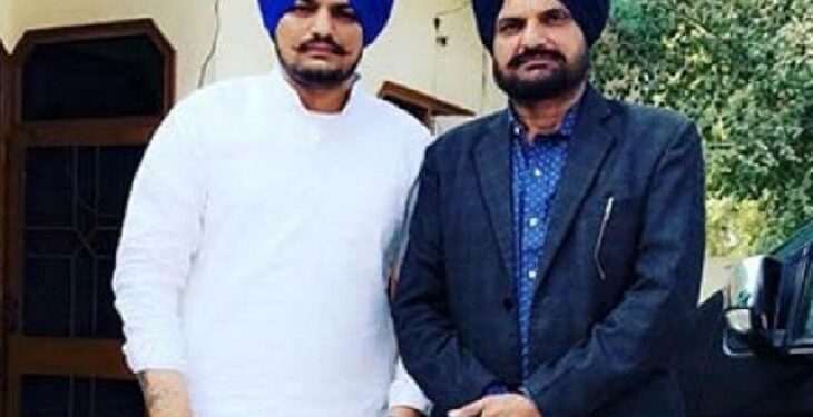 Punjabi-Singer-Sidhu-Moose wala-Father-Balkaur-Singh-Emotional-Letter-To-Son-News | पंजाबी सिंगर मूसेवाला के पिता का छलका दर्द: प्रतिमा के साथ फोटो शेयर किया, कहा-सच्चाई का रास्ता पैरों को अब दे रहा दर्द – Ludhiana News
