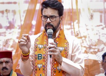 अनुराग ठाकुर ने कहा- “हनुमान जी अंतरिक्ष में जाने वाले पहले व्यक्ति”, स्कूली बच्चों को दी ये सलाह