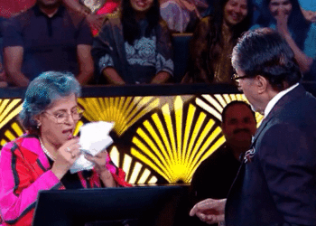 Amitabh Bachchan flirted with a female contestant in KBC | KBC में दिखा बिग बी का रोमांटिक अंदाज: कंटेस्टेंट को दी नैपकिन और फिर जेब में रख लिया, यूजर्स बोले- हेल्दी फ्लर्ट