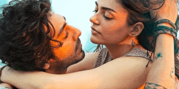 Saiyaara Box Office Collection; Mohit Suri | Ahaan Panday Aneet Padda | मोहित सूरी की ‘सैयारा’ ने रचा इतिहास: डेब्यू स्टार्स की फिल्म ने इंडियन बॉक्स ऑफिस पर की 300 करोड़ की कमाई