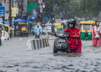 गरज और चमक के साथ 3 दिन तक होगी बारिश, दिल्ली-एनसीआर के लिए अलर्ट, जानिए UP और बिहार के मौसम का हाल