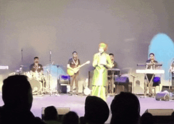 Punjabi singer Ranjit Bawa donated earnings from Canada Alberta show to flood victims | Punjabi singer Ranjit Bawa | Canada | Alberta | Punjab Flood update | पंजाबी सिंगर रंजीत बावा ने किया मदद का ऐलान: कनाडा शो की आय करेंगे दान; पंजाब की बाढ़ का वीडियो दिखाया – Jalandhar News