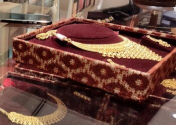 Gold Price: सोने की कीमत में फिर बड़ा इजाफा, सर्वकालिक ऊंचाई पर पहुंचा, 10 ग्राम का भाव ये रहा, जानें चांदी का हाल