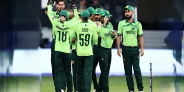 हमारी क्रिकेट हवा में चल रही है…  पाकिस्तान के पूर्व कप्तान ने अपनी ही टीम को लताड़ा