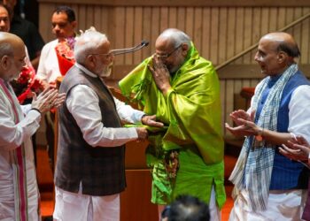 उपराष्ट्रपति चुनाव: राधाकृष्णन को लेकर पीएम मोदी ने सभी दलों से की अपील, जानिए विपक्ष ने क्या कहा