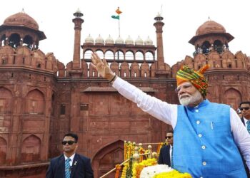 ऐतिहासिक है आज का दिन, टूटेगा इंदिरा गांधी का रिकॉर्ड, 12वीं बार लाल किले से क्या बोलेंगे PM मोदी?