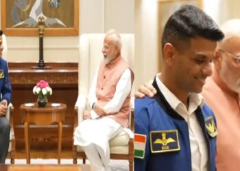 हमारे होमवर्क का क्या हुआ? जब अंतरिक्ष यात्री शुभांशु शुक्ला से पीएम मोदी ने पूछा, देखें बातचीत का दिलचस्प VIDEO