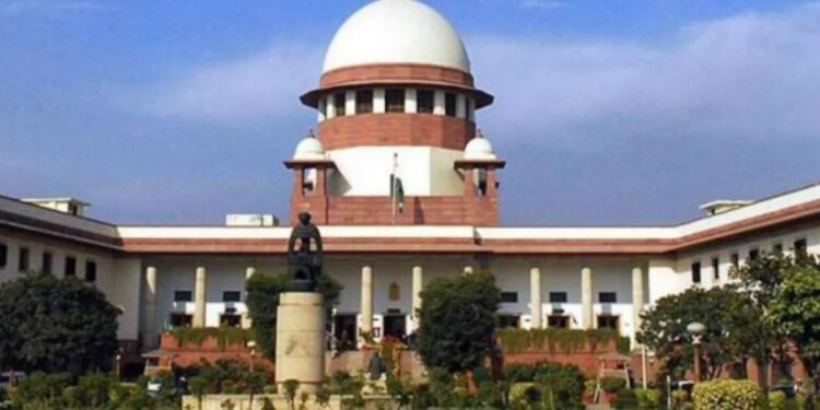 सुप्रीम कोर्ट का केंद्र को निर्देश, सोशल मीडिया कंटेंट नियंत्रण के लिए NBSA से करें परामर्श