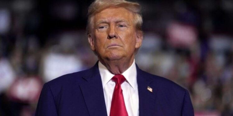 अपनी ही चाल में फंसे डोनाल्ड ट्रंप! रूस से यूरेनियम हेक्साफ्लोराइड इंपोर्ट करने पर बोले- मुझे कुछ नहीं मालूम