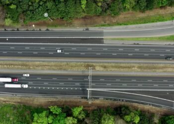 महाराष्ट्र को मिलेगी लॉजिस्टिक्स में रफ्तार, वाधवन पोर्ट को समृद्धि महामार्ग से जोड़ेगा हाई-स्पीड कॉरिडोर