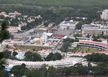 भगवान को 140 करोड़ रुपये का सोना चढ़ाएगा भक्त, खुद सीएम ने किया ये बड़ा ऐलान