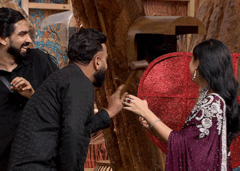 Amaal Malik sings a romantic song for Tanya Mittal | अमाल मलिक ने तान्या मित्तल के लिए गाया रोमांटिक गाना: बोले- ‘मैं तुमसे इश्क करने की इजाजत…’, शरमा गईं इंफ्लुएंसर