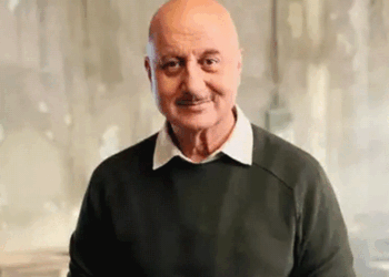 Bollywood celebrities reactions to India win Asia Cup 2025 | भारत की जीत पर बॉलीवुड सेलेब्स ने जताई खुशी: अमिताभ बच्चन बोले- दुश्मनों को लड़खड़ा दिया, अनुपम खेर ने कहा- भारतीय टीम पर गर्व है