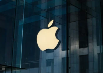 apple gets record sales in indian market iphone and ipad next week