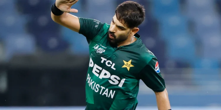 भारत-पाक क्रिकेट में भड़काऊ हरकतों पर हंगामा! BCCI ने हारिस रऊफ, साहिबजादा फरहान की ICC से शिकायत की, PCB ने सूर्या को घेरा