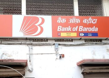 Bank of Baroda में जमा करें ₹2,00,000 और पाएं ₹47,015 का फिक्स ब्याज, चेक करें डिटेल्स