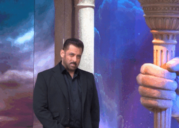 Bigg Boss 19 Weekend Ka Vaar; Arshad Warsi Akshay Kumar | Salman Khan | Bigg Boss 19: इस वीकेंड गायब रहेंगे सलमान खान: 18 साल के बाद अरशद वारसी की वापसी, अक्षय कुमार देंगे साथ