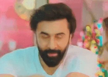 case against ranbir kapoor aryan khan web series netflix | रणबीर कपूर के खिलाफ केस दर्ज करने का आदेश: आर्यन खान के शो में ई-सिगरेट वाले सीन को लेकर राष्ट्रीय मानवाधिकार आयोग ने भेजा नोटिस