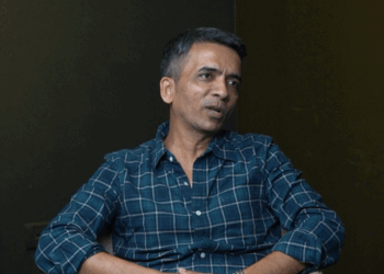 The film made on CM Yogi will give a message to the youth | सीएम योगी पर बनी फिल्म युवाओं को देगी संदेश: डायरेक्टर बोले- सेंसर बोर्ड को एनओसी मांगने का हक नहीं, कोर्ट के आदेश से मिला सर्टिफिकेट