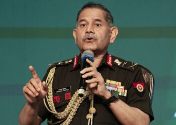 ‘हमें लगा था रूस-यूक्रेन जंग सिर्फ 10 दिन चलेगी, लेकिन…’, आर्मी चीफ ने ऑपरेशन सिंदूर पर दिया बड़ा बयान