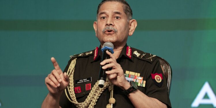 ‘हमें लगा था रूस-यूक्रेन जंग सिर्फ 10 दिन चलेगी, लेकिन…’, आर्मी चीफ ने ऑपरेशन सिंदूर पर दिया बड़ा बयान