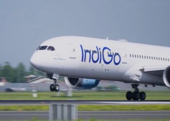 सिर्फ ₹1299 में भी घरेलू हवाई यात्रा का मौका! ₹4599 में इंटरनेशनल उड़ान, IndiGo लाया धमाका ऑफर, बुकिंग शुरू