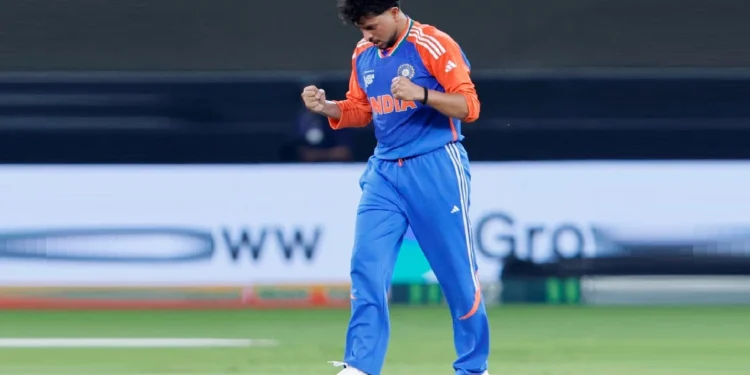 IND vs PAK: कुलदीप यादव के नाम महारिकॉर्ड, पाकिस्तान के खिलाफ 4 विकेट झटककर तोड़ा कई दिग्गजों का रिकॉर्ड