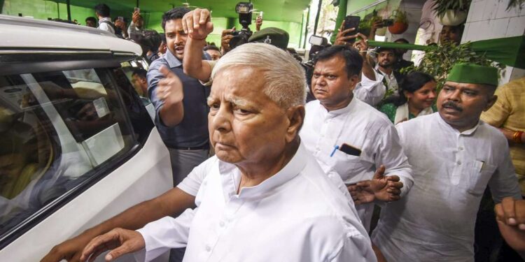 IRCTC घोटाले में 13 अक्टूबर को फैसला, लालू-राबड़ी और तेजस्वी यादव को कोर्ट में रहने का आदेश