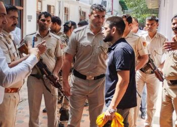 बिश्नोई गैंग के बुरे दिन शुरू! लॉरेंस को IPS बनाना चाहते थे पिता, वकालत भी कराई फिर कैसे बन बैठा कुख्यात गैंगस्टर?