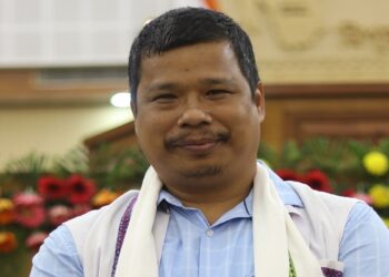 ‘राज्यपाल के बेटे ने मुझे जान से मारने की धमकी दी’, TMP के विधायक ने लगाया आरोप