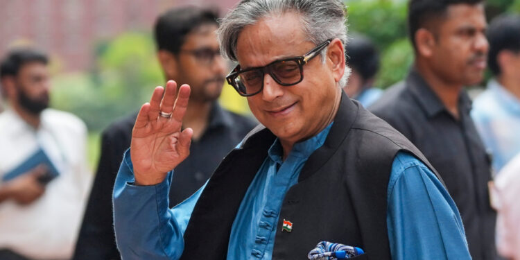 “अपमान को इतनी जल्दी…”, भारत-अमेरिका संबंधों पर ट्रंप के “नए लहजे” को लेकर शशि थरूर का बयान