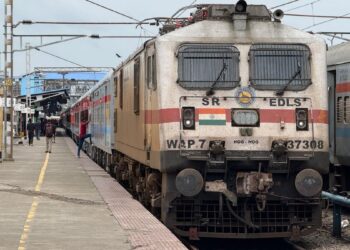 Indian Railways: ऑनलाइन टिकट बुक करने के नियमों में बड़ा बदलाव, 1 अक्टूबर से लागू होंगे नए नियम