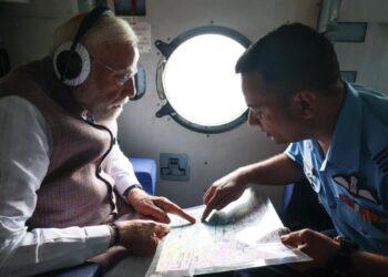 हिमाचल प्रदेश में PM मोदी ने किया हवाई सर्वेक्षण, बाढ़ से हुए नुकसान का लिया जायजा