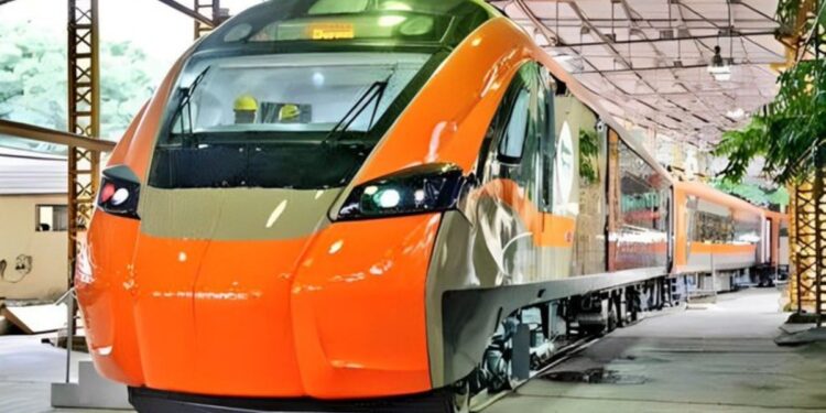 दिल्ली से इन तीन शहरों के लिए शुरू होगी स्लीपर वंदे भारत एक्सप्रेस, दिवाली से पहले चलाने की तैयारी, जानें डिटेल