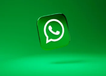 whatsapp issues warning after dangerous hacking attack on specific users