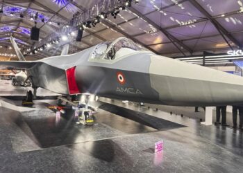 भारत के 5TH जनरेशन फाइटर जेट बनाने के लिए 7 कंपनियों ने लगाई बोली, 2 लाख करोड़ रुपये से बनेंगे 125 ज्यादा लड़ाकू विमान