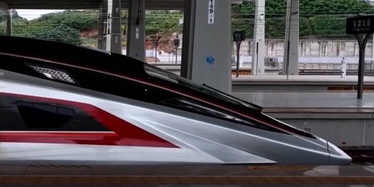 दुनिया की सबसे फास्ट ट्रेन, ट्रायल रन में पकड़ी 453 किमी/घंटा की रफ्तार, मतलब… मजा ही आ जाएगा