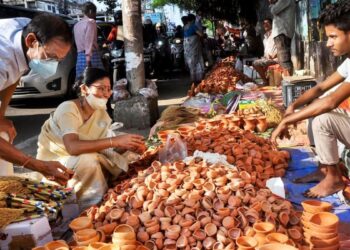 त्योहार और शादियों में 7 लाख करोड़ रुपये के कारोबार का अनुमान, इन चीजों की सबसे ज्यादा बिक्री की उम्मीद