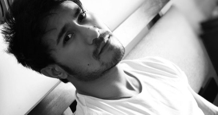 Student of the Year 2 actor vishal brahma arrested with 40cr drug in chennai airport | ड्रग केस में फंसे स्टूडेंट ऑफ द ईयर-2 एक्टर: चेन्नई एयरपोर्ट से 40 करोड़ की ड्रग के साथ गिरफ्तार हुए, नाइजीरियन गैंग के संपर्क में थे