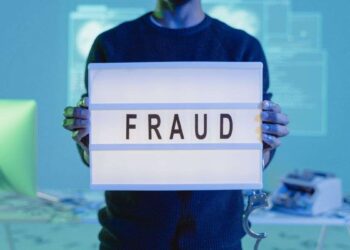 ‘लाड़की बहिन’ बनकर उड़ाए करोड़ों रुपये! 12 हजार से ज्यादा मर्द निकाल ले गए महिलाओं की स्कीम का पैसा