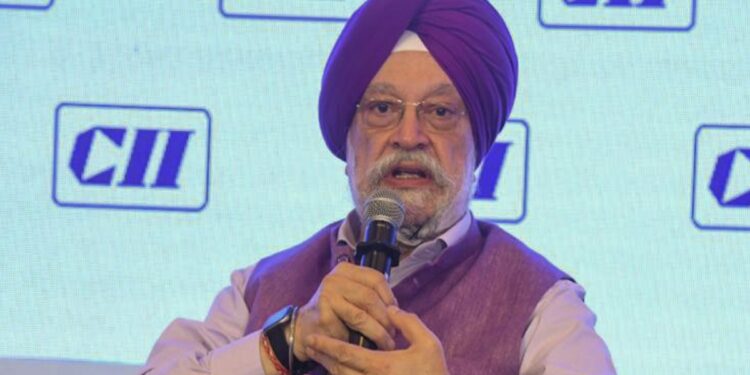 ‘2050 तक अनुमान से कहीं ज़्यादा प्राकृतिक गैस उपलब्ध होगी’, बीपी एनर्जी के कार्यक्रम में बोले केंद्रीय मंत्री हरदीप पुरी