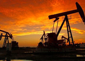 भारत ने फिर दिखाया दम, इंडियन ऑयल ने रूस से खरीदे 5 तेल के जहाज; पश्चिमी देशों में मचा हड़कंप!