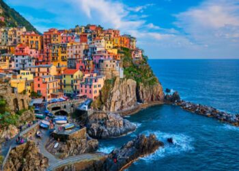 इटली ऑफर कर रहा गोल्डन वीजा, भारतीय भी कर सकते हैं अप्लाई, जानें नियम और शर्तें