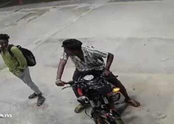 करनूल: बस में लगी भीषण आग में जल गए थे 20 लोग, नशे में धुत्त बाइक सवार ने मारी थी टक्कर-देखें वीडियो