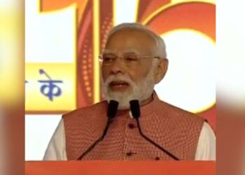 ‘आज हमारी बेटियां लड़ाकू विमान उड़ा रही हैं’, जानें PM मोदी ने क्यों लिया शिवांगी सिंह का नाम