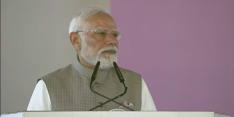 ‘कांग्रेस देश को बताए कि 26/11 हमले के बाद सैन्य कार्रवाई से किसने रोका था’, PM मोदी का बड़ा हमला