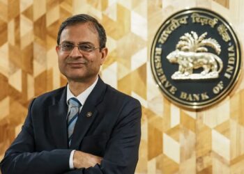 UPI ट्रांजैक्शन पर क्या देना होगा चार्ज? RBI गवर्नर ने दिया ये लेटेस्ट अपडेट, यूजर हैं तो जरूर जानें