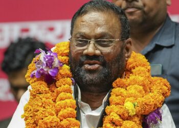 ‘देवी लक्ष्मी की पूजा करने से कोई अमीर बन जाता तो…’, स्वामी प्रसाद मौर्य ने अब लक्ष्मी पूजा पर खड़े किए सवाल