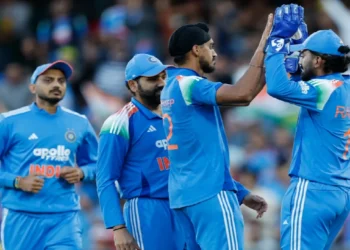 IND vs AUS 3rd ODI: तीसरे वनडे में कुलदीप यादव को मिलेगा मौका?  जानें दोनों टीमों की संभावित प्लेइंग 11