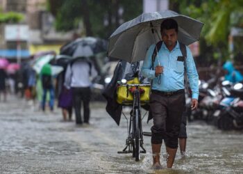 बंगाल की खाड़ी के ऊपर बना लो प्रेशर एरिया, इस राज्य में भारी बारिश का अनुमान, येलो अलर्ट जारी